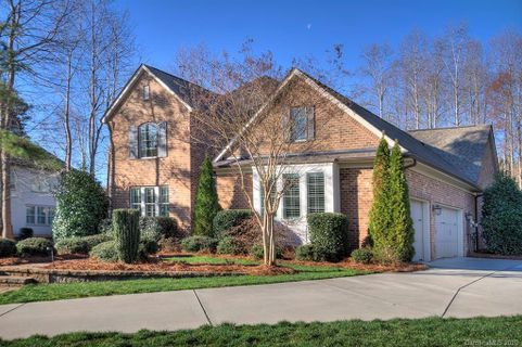 Previously sold for $635,000