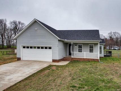 150 Deercroft Drive