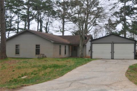 2207 Waverly Drive