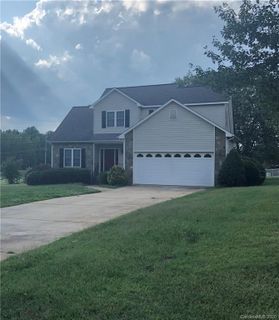 135 Players Park Circle sold home in Fox Den Country Club, Statesville, NC