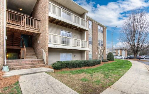 1638 Arlyn Circle H