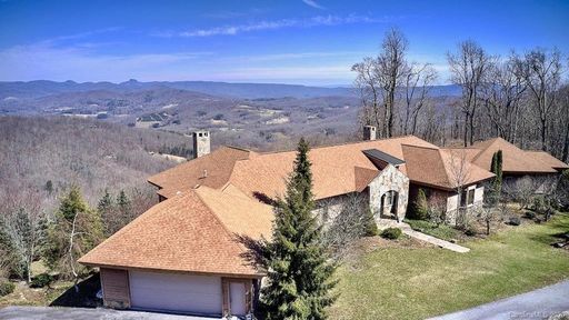 614 Rich Knob Road sold home in Rich Knob Estates, Spruce Pine, NC
