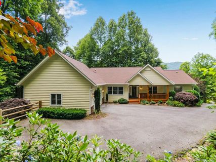 540 Stepping Stone Lane sold home in Mountain Creek Estates, Waynesville, NC