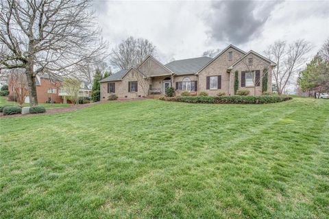 5509 Amanda Lane