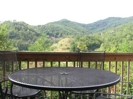 151 Country Club Drive 4