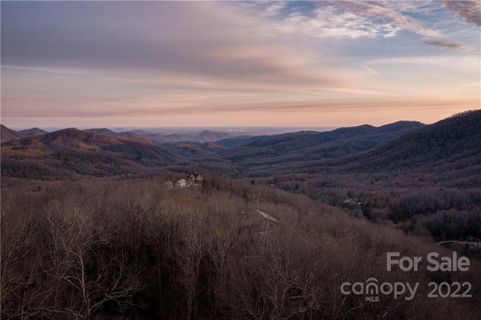 9 Laurel Knob Road