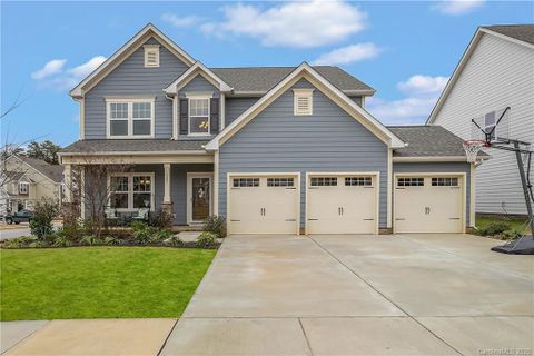 305 Redberry Court