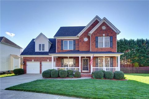 17303 Knoxwood Drive sold home in Hampton Ridge II, Huntersville, NC