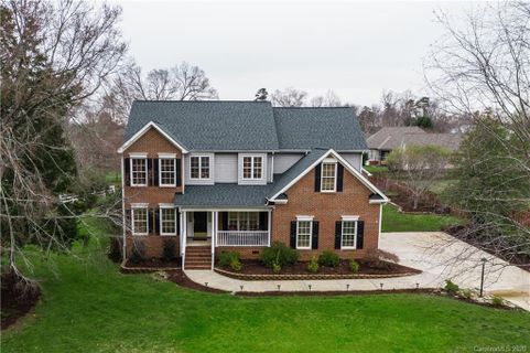 912 Gristmill Drive