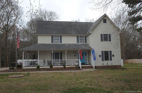 306 N Deerfield Circle