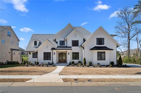 910 Giacomo Drive 332