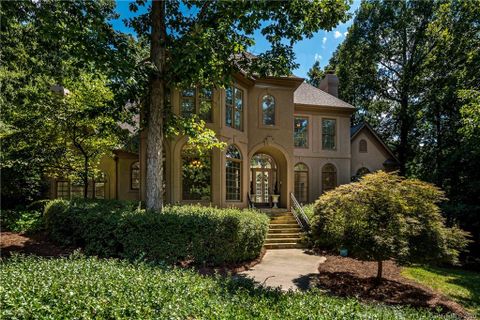 Previously sold for $810,000