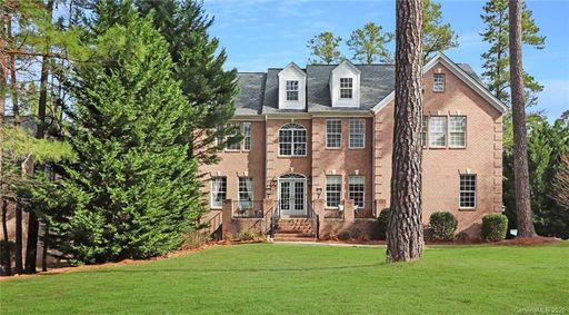 2102 Peninsula Drive