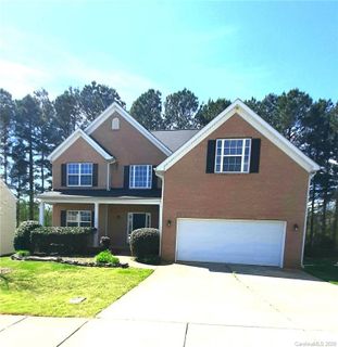 114 Carolinian Drive