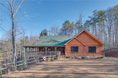 746 Mountain Lakes Drive