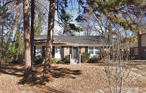 2217 Lanecrest Drive