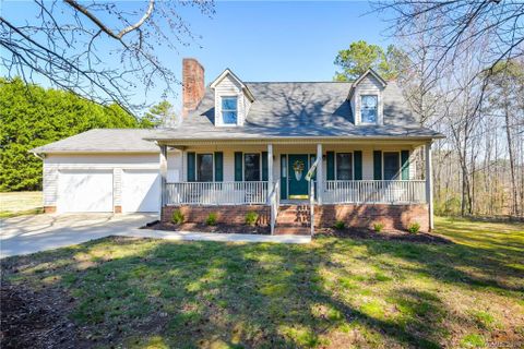 111 Hemingway Drive sold home in Spencer Woods, Dallas, NC