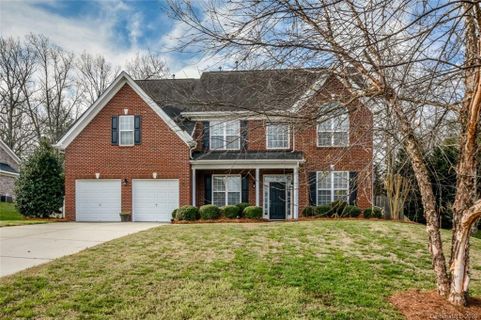 183 Autumn Frost Avenue