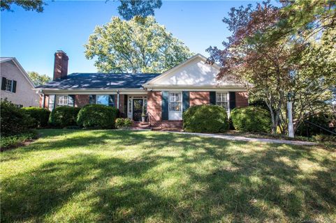 929 Mocksville Avenue 5
