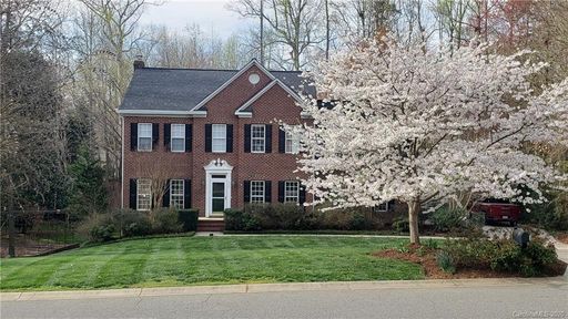 111 Montrose Drive 51