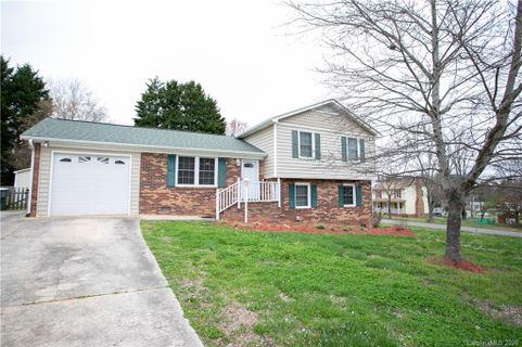 1202 Candlewood Drive