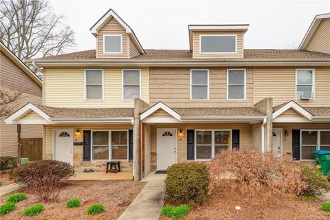 19 English Ivy Road