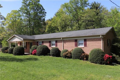 Previously sold for $190,000