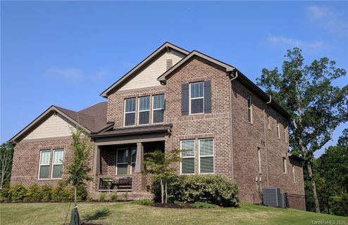 8446 Breton Way