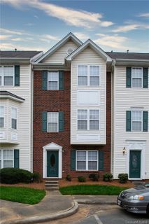 9873 Treeside Lane 8C sold home in Parkview, Matthews, NC