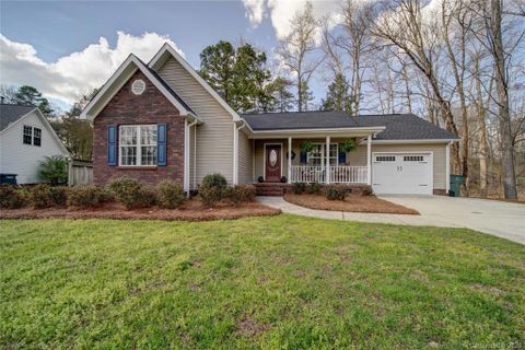 986 Se Fox Run Circle 3 sold home in Old Farm, Concord, NC