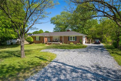 9140 Mt Holly Huntersville Road