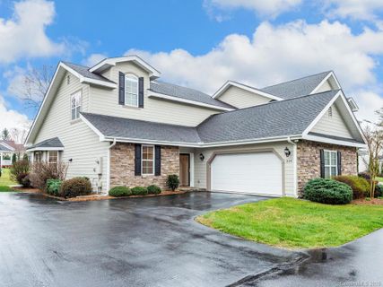 224 Towne Place Drive 16A