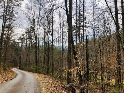 Lt 22 Smoky Cove Road sold home in Smoke Rise, Whittier, NC