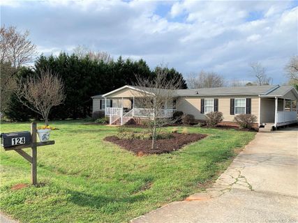 124 Ashley Woods Drive sold home in Ashley Woods, Mooresville, NC