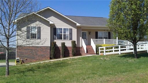 2 Granite Creek Drive sold home in Granite Creek, Granite Falls, NC