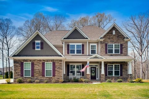 1335 North Terrace Lane