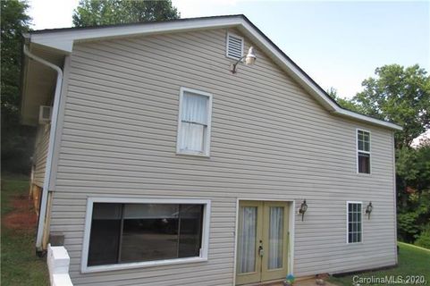 545 Hitching Post Drive