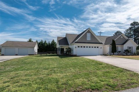 3632 Creek Ridge Drive