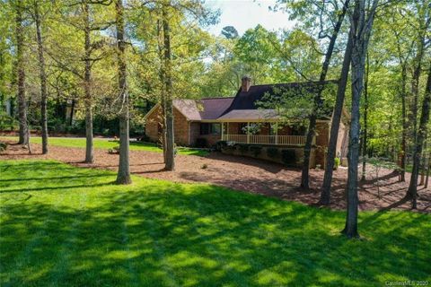 5425 Mallard Drive