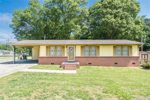 1100 Bridgewood Lane sold home in RAGAN WOODS, Gastonia, NC