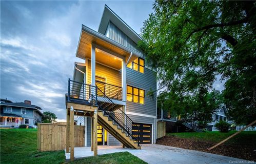 Previously sold for $479,000
