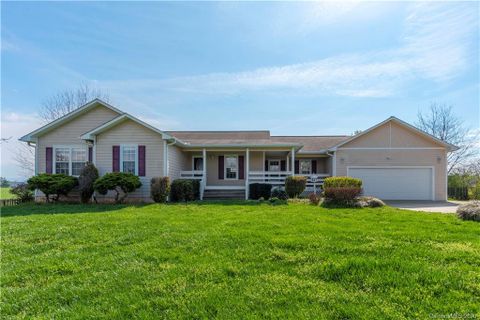257 Breton Ridge Road sold home in Breton Ridge, Leicester, NC