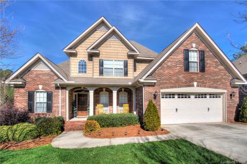 2012 Ivy Pond Lane