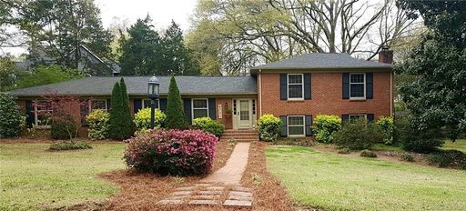 6701 Carmel Hills Drive sold home in Carmel Hills, Charlotte, NC