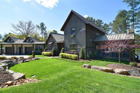2214 Duck Cove Lane