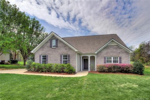 6133 Palomino Ridge sold home in Providence Woods South, Matthews, NC
