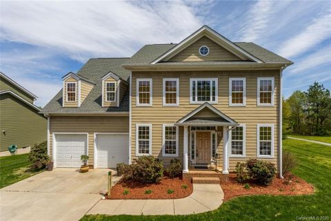 3066 Robusta Court