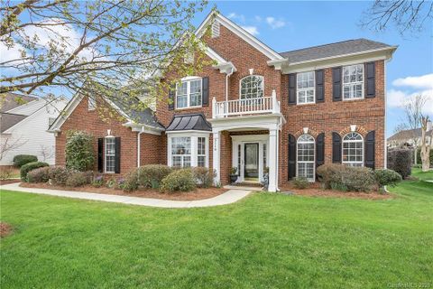 5118 King Arthur Drive