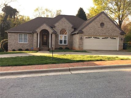 3017 Kern Drive sold home in Saddlebrook, Salisbury, NC