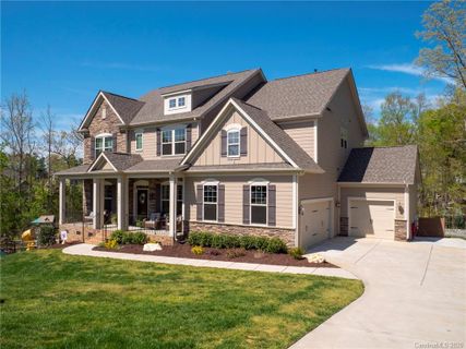Previously sold for $508,750